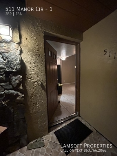 Photo - 511 Manor Cir