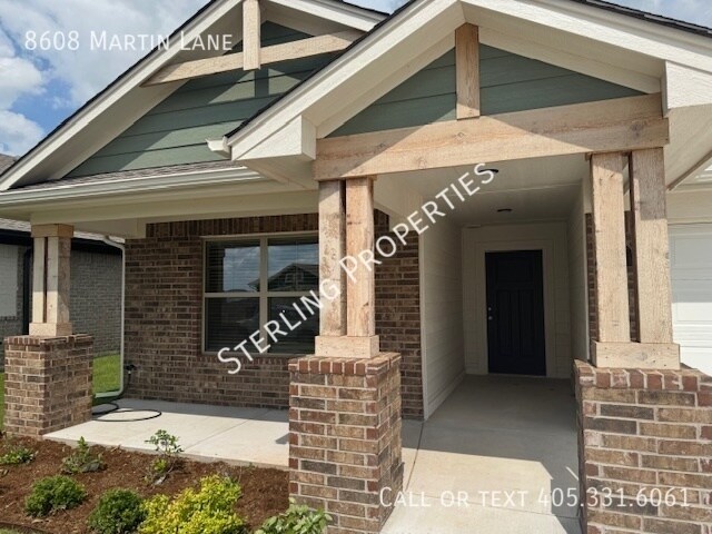 8608 Martin Ln
