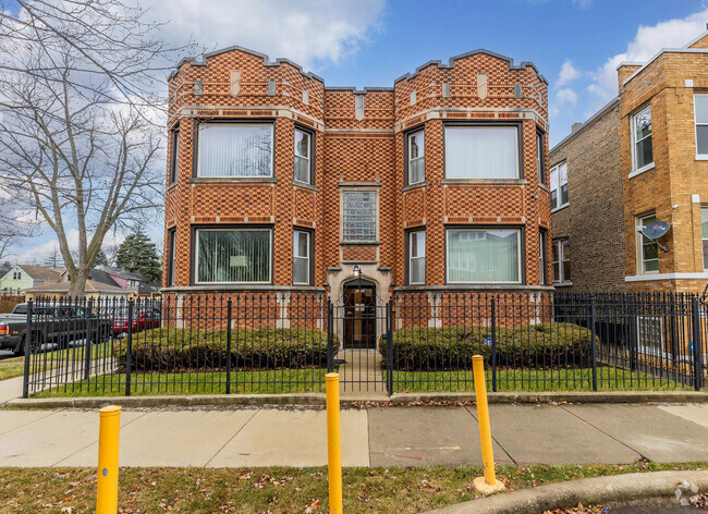 Building Photo - 2506 W 68th St Unit 2 Rental