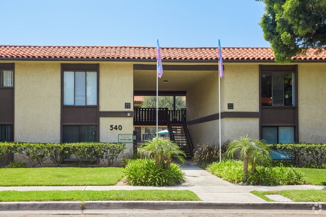 106 Villa Pointe Apartments