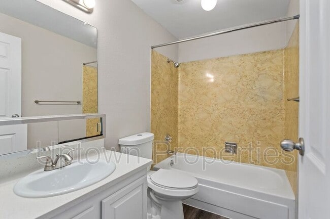 Photo - 5660 SW 180th Ave