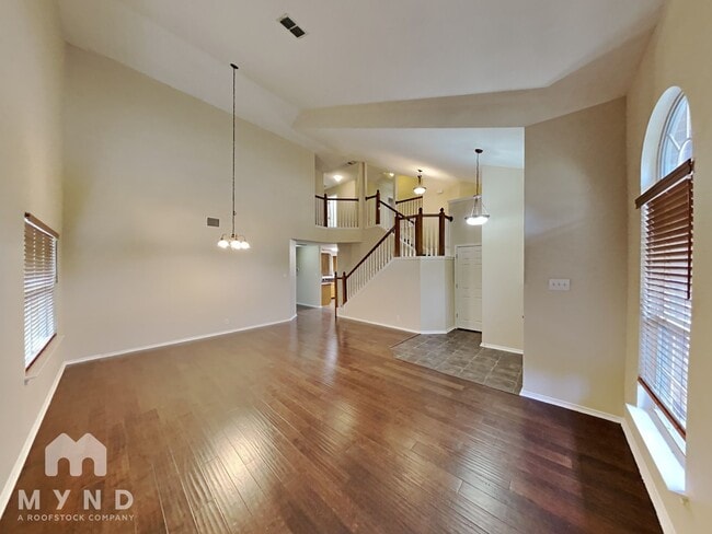 Photo - 8930 Wolff Vista