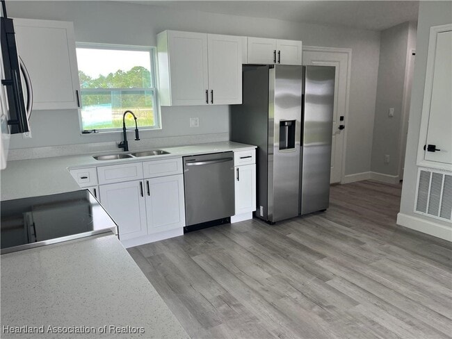 Photo - 7213 Ancha St
