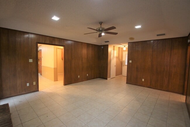 Photo - 3113 McDonald Rd