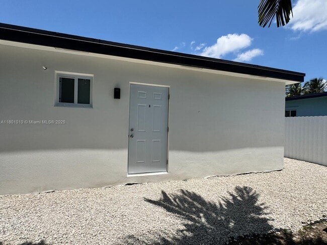 Photo - 11000 SW 47th Terrace Apartamento Unidad 3