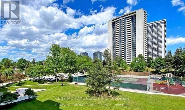 Photo - 260 Seneca Hill Dr Unit 614