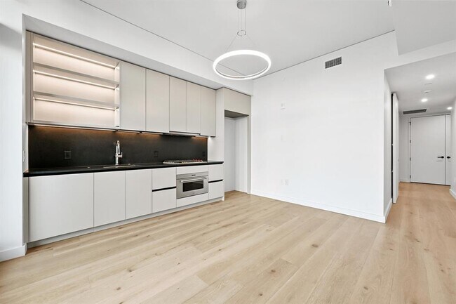 Photo - 610 Davis St Unidad 3106