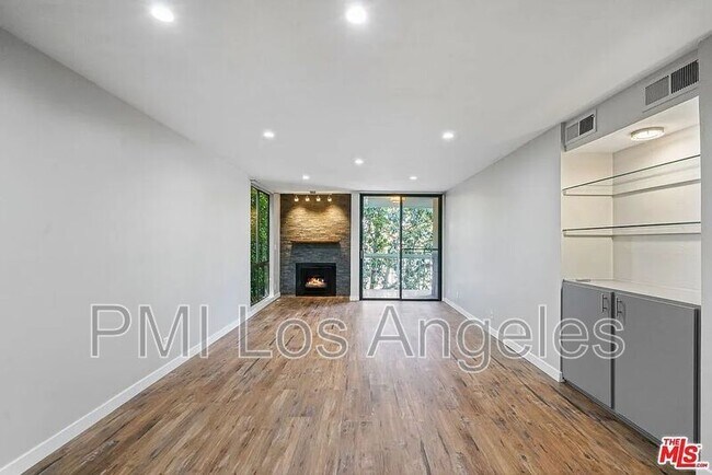 Photo - 1230 N Sweetzer Ave Unit 210