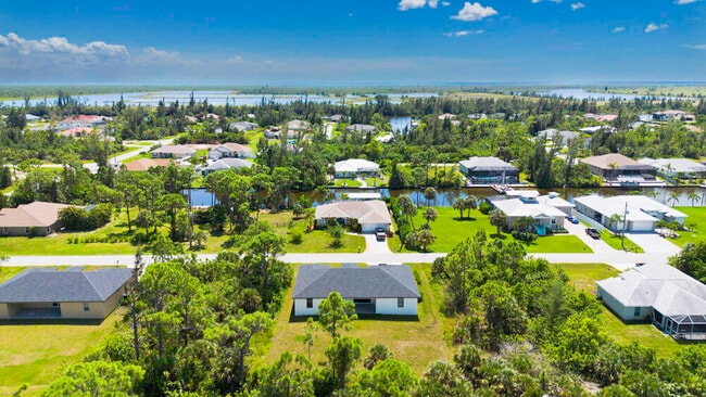 Photo - 15245 Brainbridge Cir