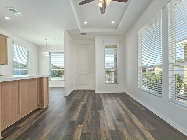 Photo - 3301 S Goldfield Rd