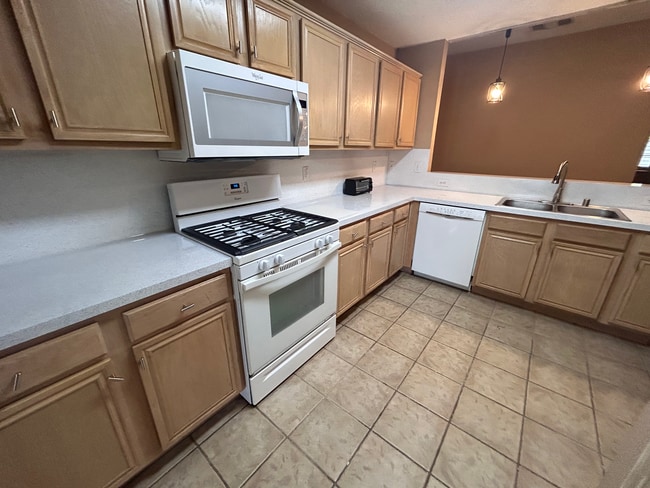 Photo - 1011 Windymeadow Ln