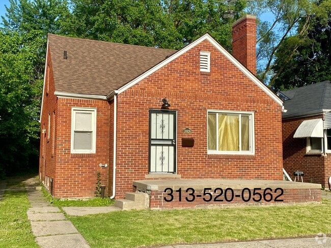 Building Photo - 18926 Hamburg St Rental