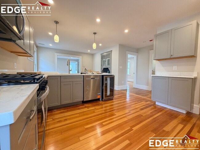 41 Gardena St Unit 1