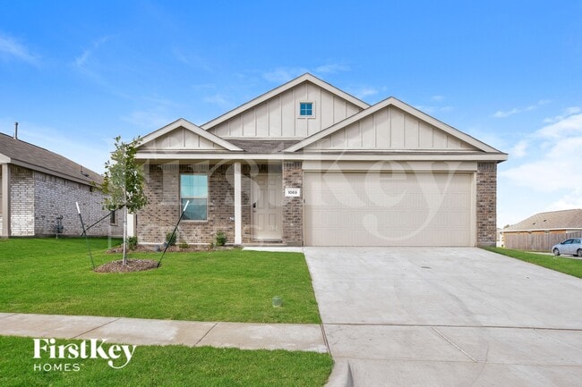 Building Photo - 1069 Crestview Dr