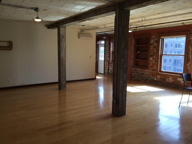 Photo - 78 Watson St Unit 16