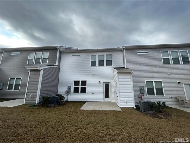 Photo - 29 Verona Dr