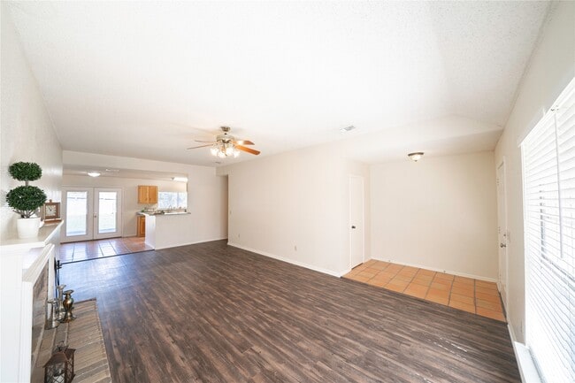 Photo - 22714 Brafferton Ln