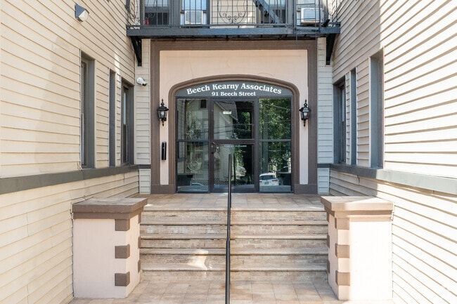 Beech Kearny Associates