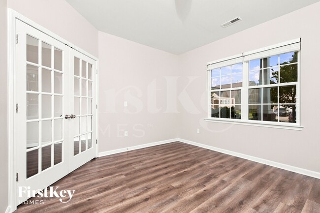 766 River Dell Townes Ave.