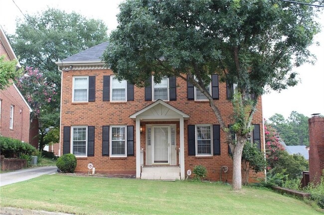 Building Photo - 3209 Henderson Walk