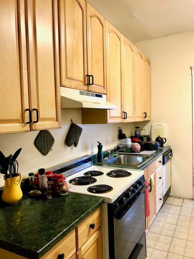 Photo - 17 Warwick Rd Unit 5