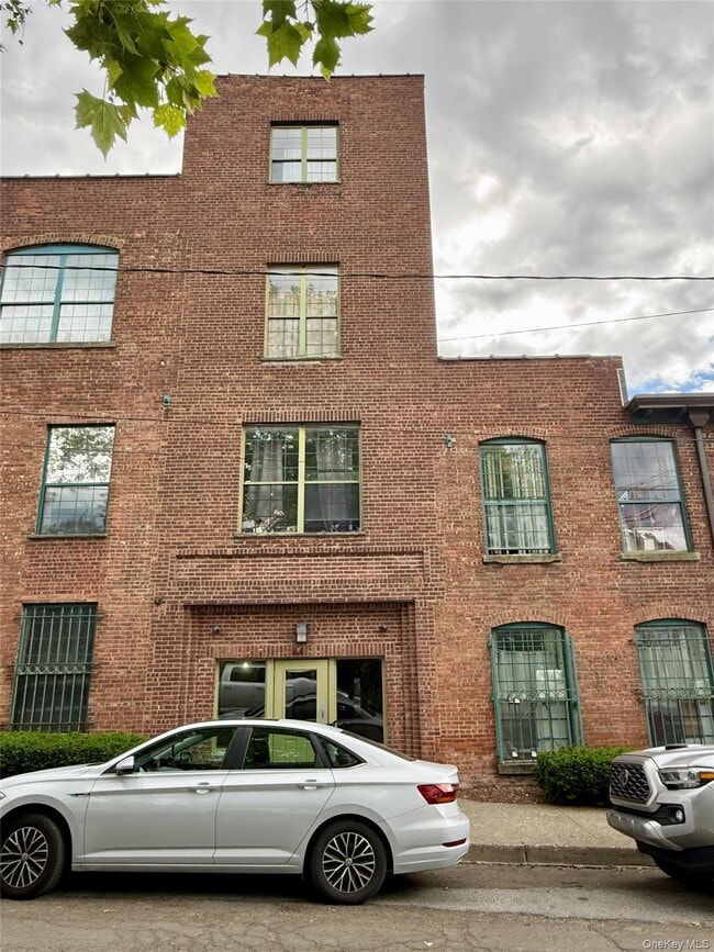 Building Photo - 44 Johnes St Unit 108-J