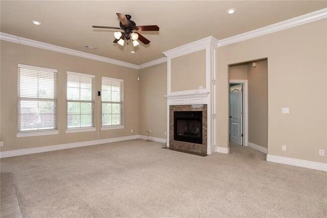 Photo - 3911 SW Sycamore St