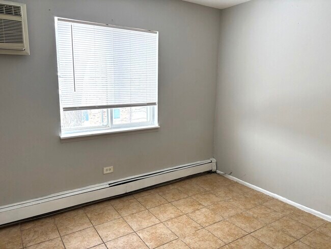 Photo - 6B E Dundee Quarter Dr