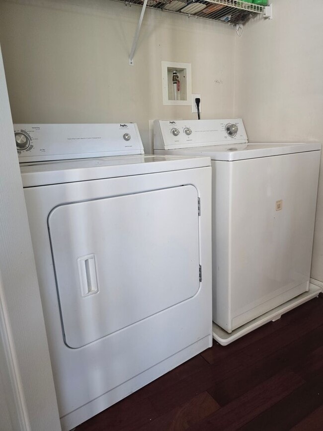 Photo - NEW LISTING!!!!!