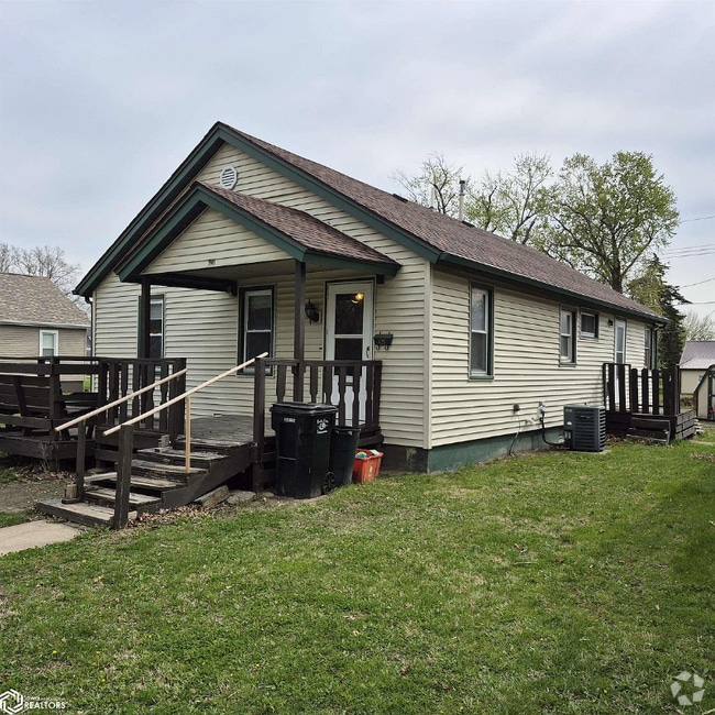 Building Photo - 428 Osceola St Rental