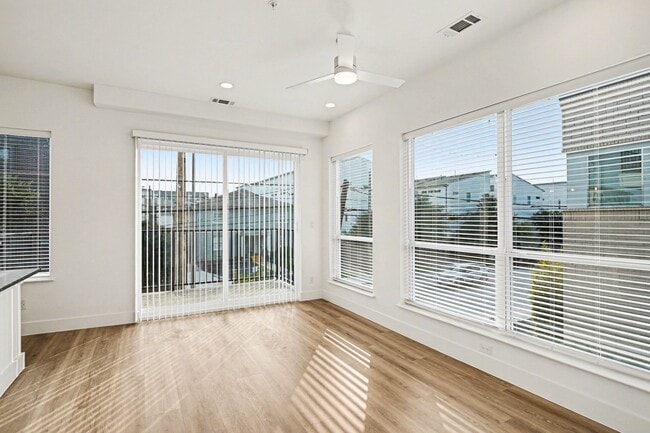 Photo - 2217 N Fitzhugh Ave