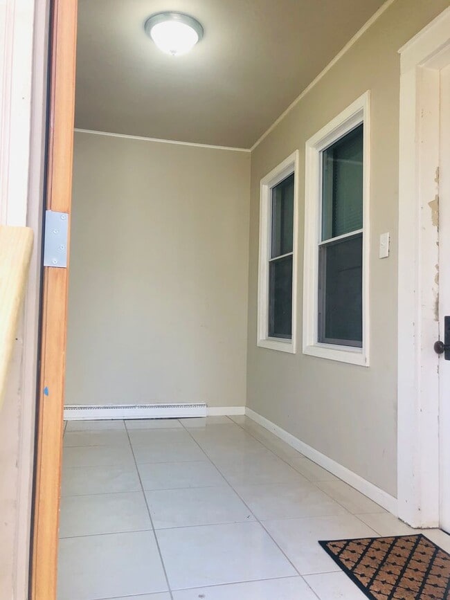 Photo - SECTION 8 ACCEPTED!!! Glen Park! Original ...