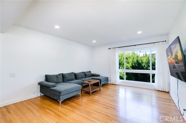 Photo - 3200 S Sepulveda Blvd