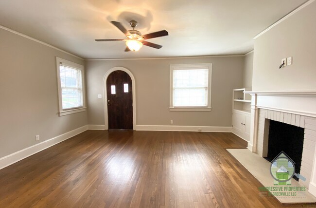 Photo - 210 W Faris Rd