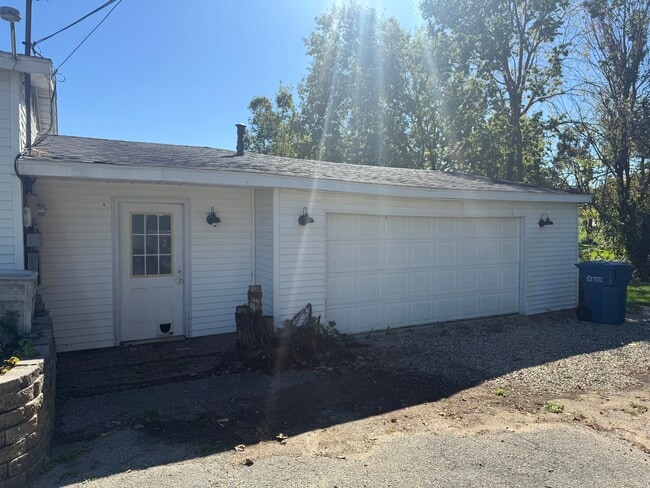 Photo - 110 Dotson Dr