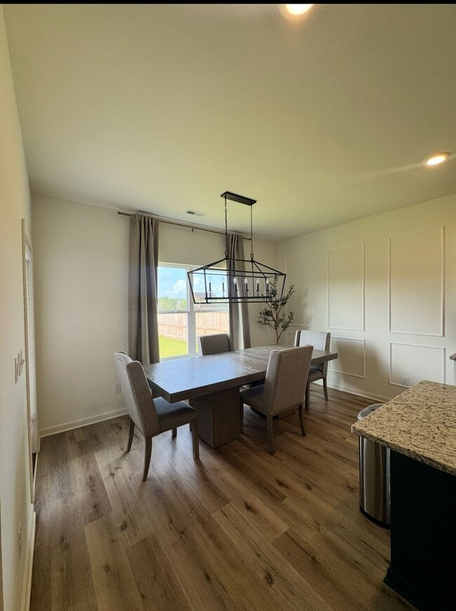 Photo - 245 Chelsea Park Cir