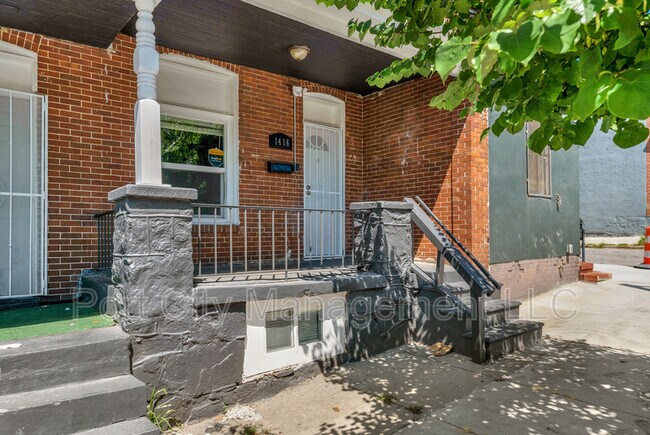 1416 N Milton Ave