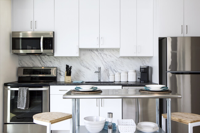 Kitchen - The Pearl & The Jewel Rental