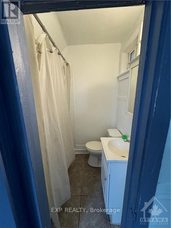 Photo - 70 Barrette St