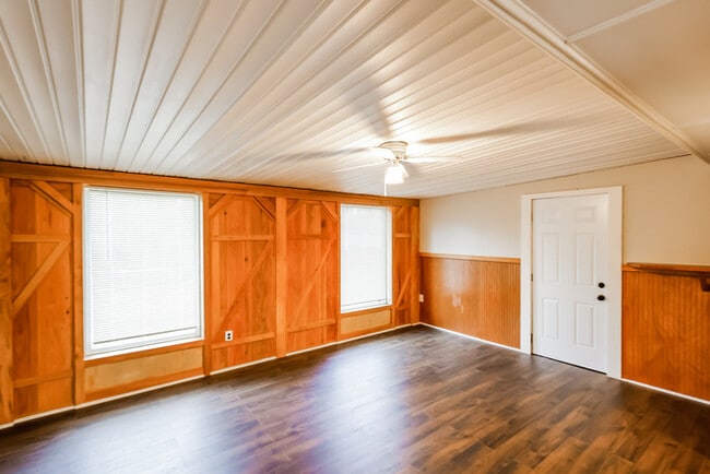 Photo - 34 Dunwar Dr