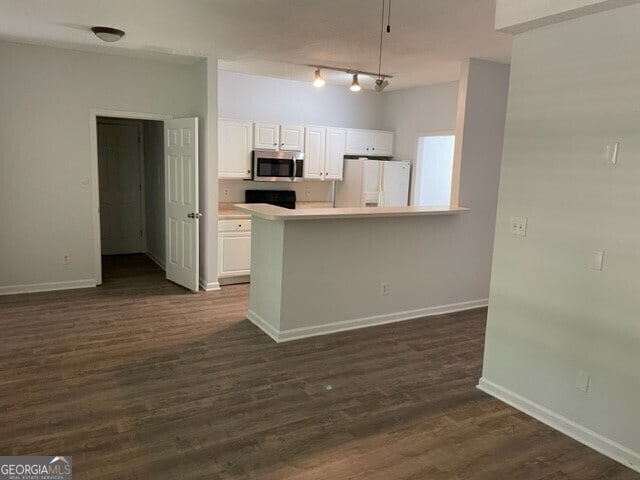 Photo - 645 N Fairfield Dr