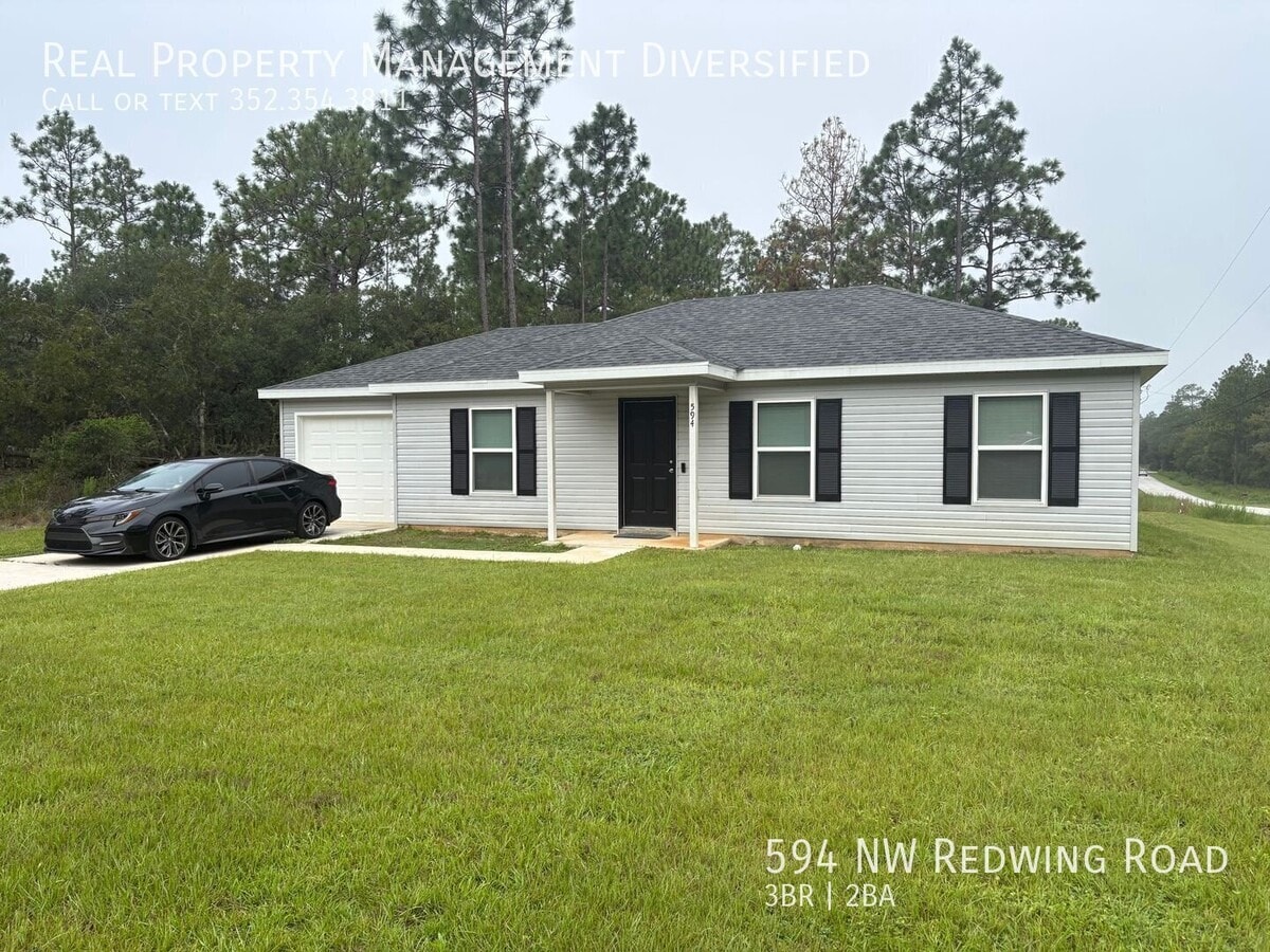 Photo - 594 Redwing Rd