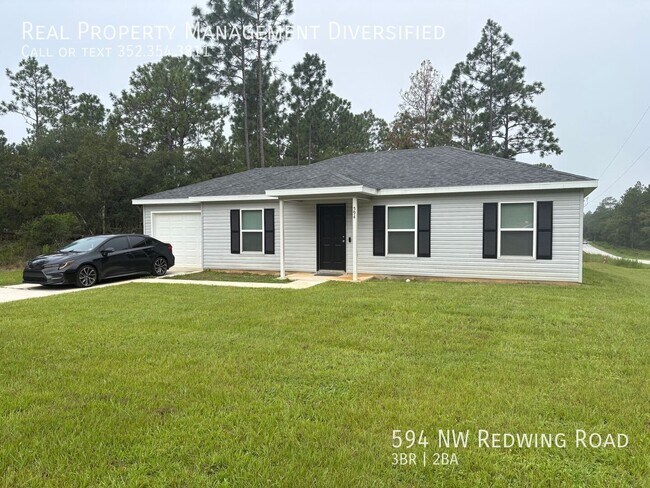 Building Photo - 594 Redwing Rd