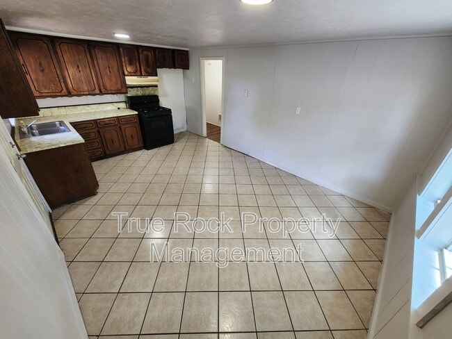 Photo - 104 Osage St