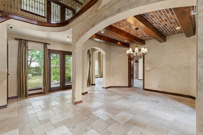 Photo - 7414 Newbury Trail