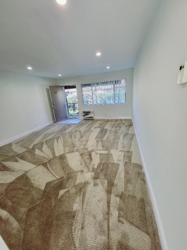 Photo - 8919 Longden Ave