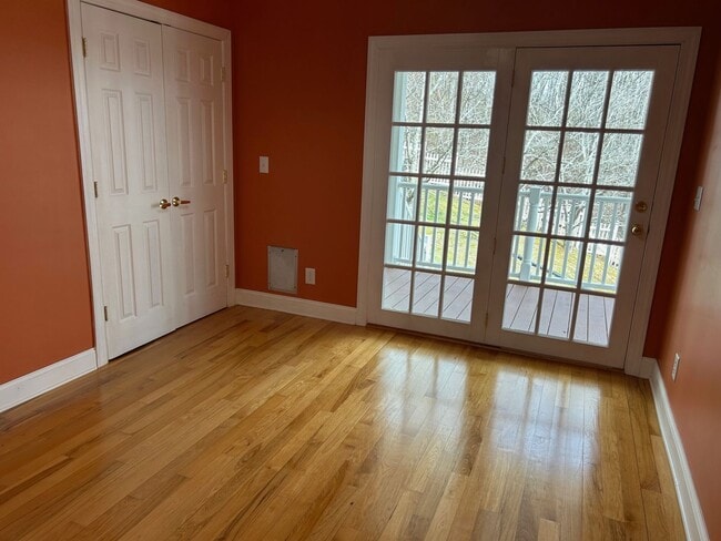 Photo - 3 or 4 Bedroom / 2 Bath Home   Kingsport TN