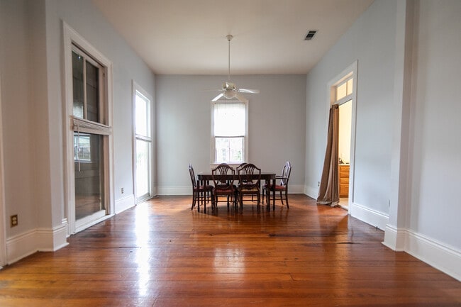 Photo - 727 Saint Roch Ave