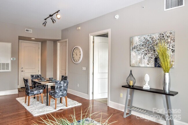 Photo - 4625 Piedmont Row Dr Unit 708