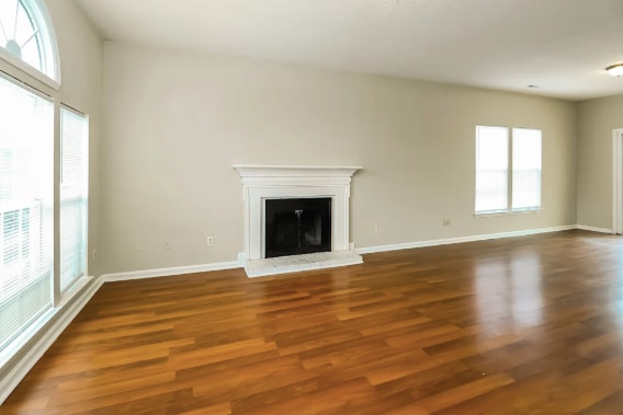 Photo - 1101 Gretna Green Dr